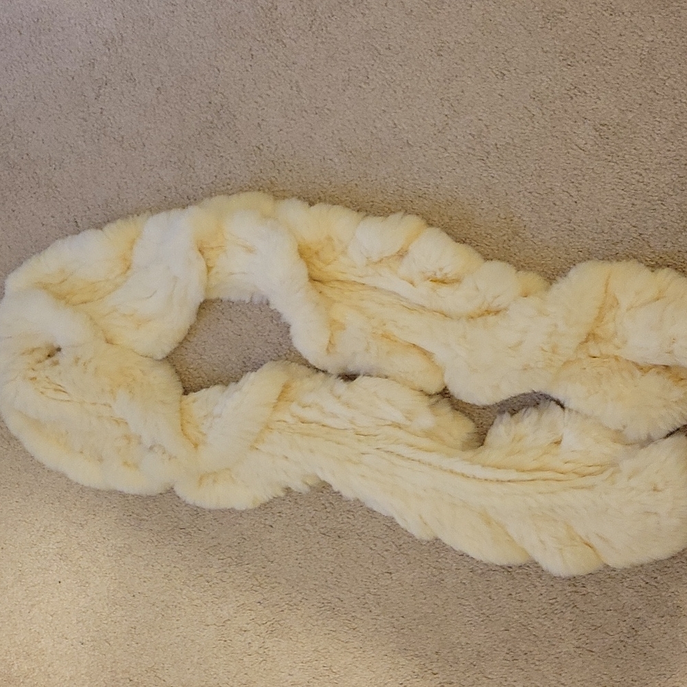 Scarf - Picture 3 of 3